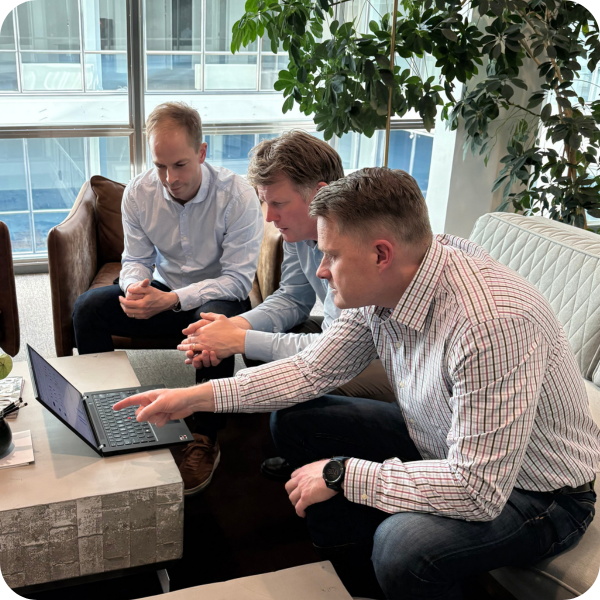 business-game-meeting