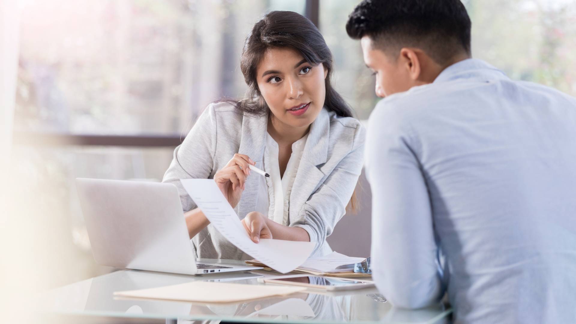 18 Questions to Prepare for a Better Sales Performance Review